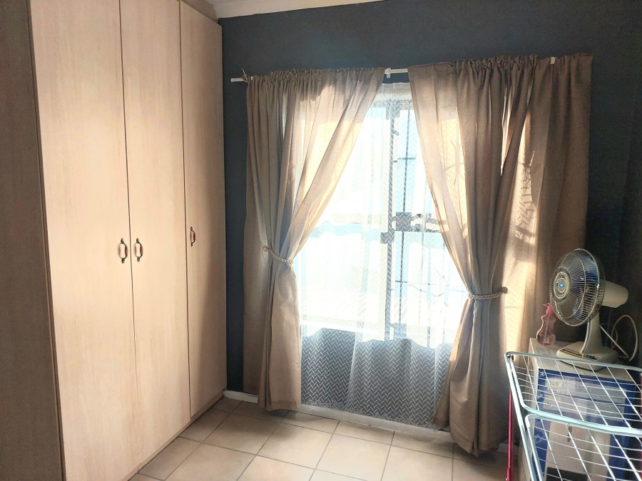 To Let 2 Bedroom Property for Rent in Moorreesburg Western Cape